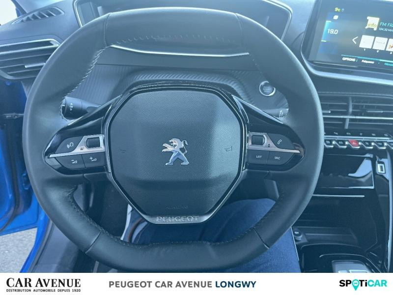 Used PEUGEOT 208 e-208 136ch Roadtrip 2022 Bleu Vertigo (V) € 17990 in Longwy