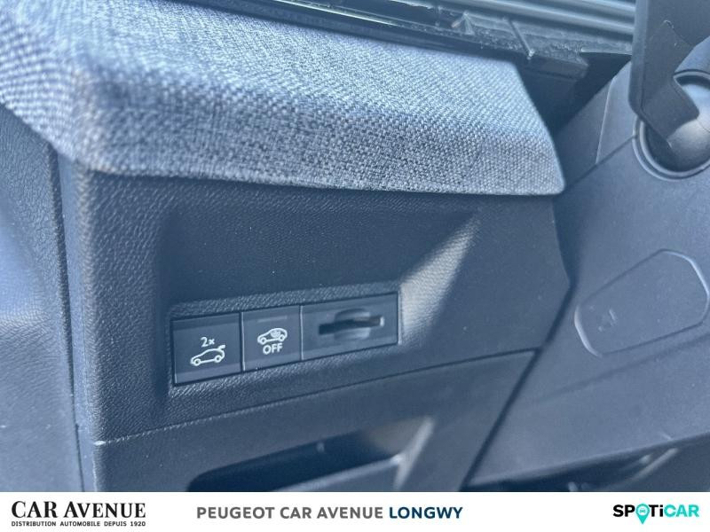 Occasion PEUGEOT 3008 1.2 Hybrid 136ch GT e-DCS6 2024 Bleu 37990 € à Longwy