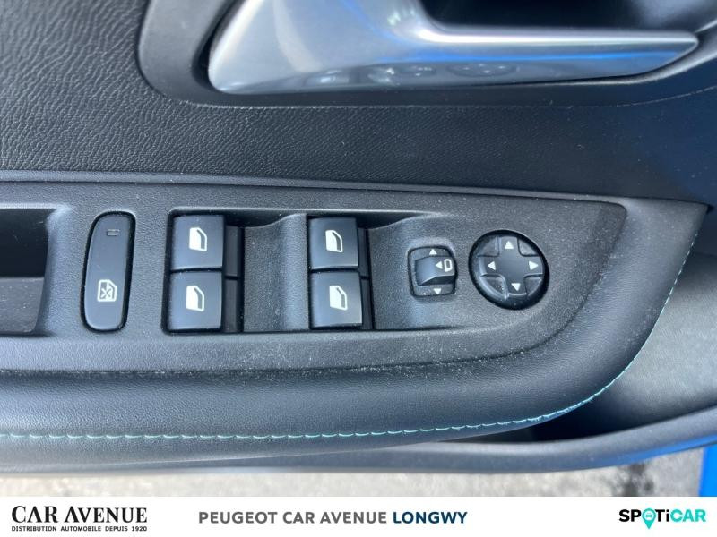 Occasion PEUGEOT 208 1.2 PureTech 100ch S&S Allure 2020 Bleu Vertigo 14890 € à Longwy