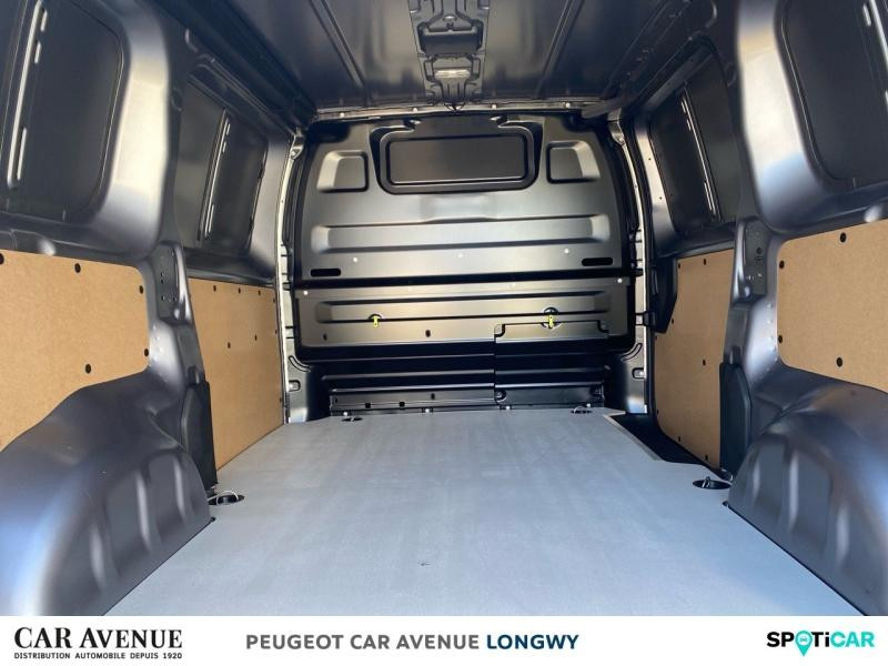 Occasion PEUGEOT Expert Fg M 100 kW Batterie 49 kWh 2025 Gris Acier métal 39900 € à Longwy