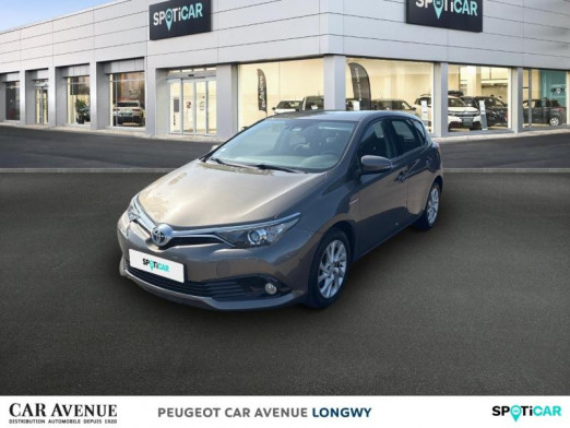 Used TOYOTA Auris HSD 136h Design 2019 Gris Aluminium € 14,490 in Longwy
