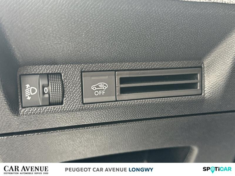 Occasion PEUGEOT 3008 1.2 Hybrid 145ch Allure e-DCS6 2025 Gris Titane (M) 35390 € à Longwy