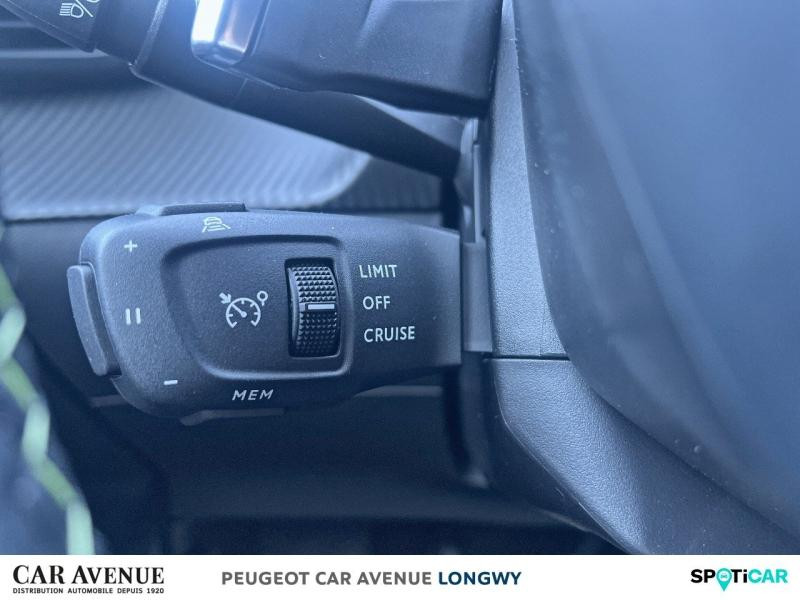 Occasion PEUGEOT 2008 1.2 Hybrid 145ch GT e-DCS6 2025 Bleu 32430 € à Longwy