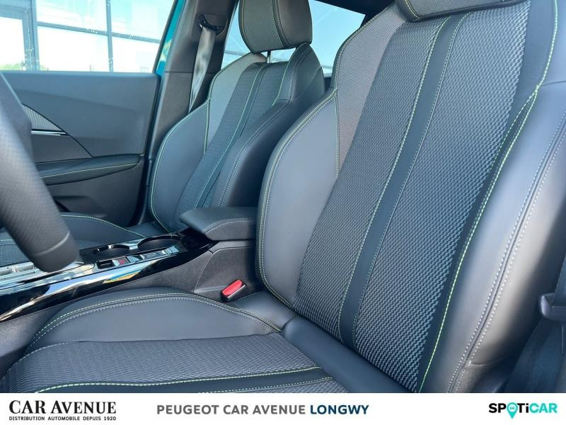 Occasion PEUGEOT 2008 1.2 Hybrid 145ch GT e-DCS6 2025 Bleu 32430 € à Longwy