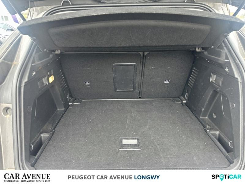 Used PEUGEOT 3008 1.5 BlueHDi 130ch S&S Allure Pack EAT8 2022 Gris Platinium (M) € 23890 in Longwy