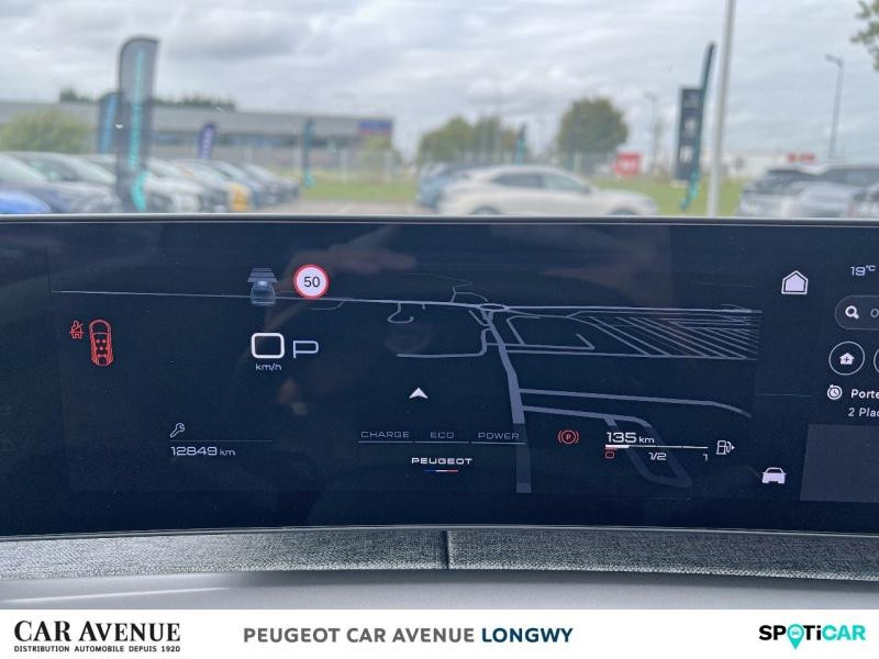 Used PEUGEOT 5008 Hybrid 136ch Allure e-DCS6 2024 Gris Artense (M) € 34490 in Longwy