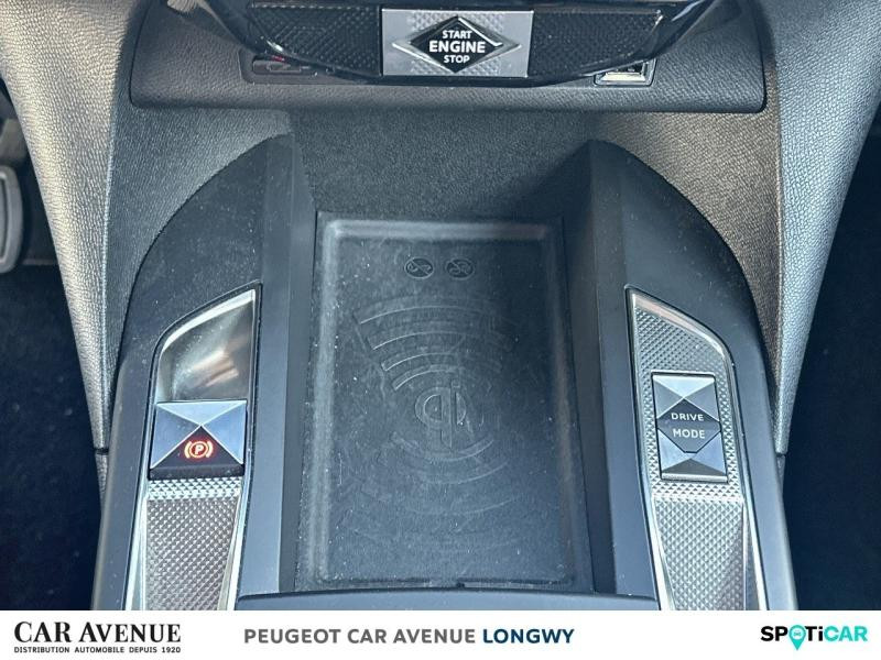 Occasion DS DS 3 Crossback PureTech 155ch Grand Chic Automatique 114g 2020 Or Impérial (M) - Toit Noir Perla Nera 18990 € à Longwy