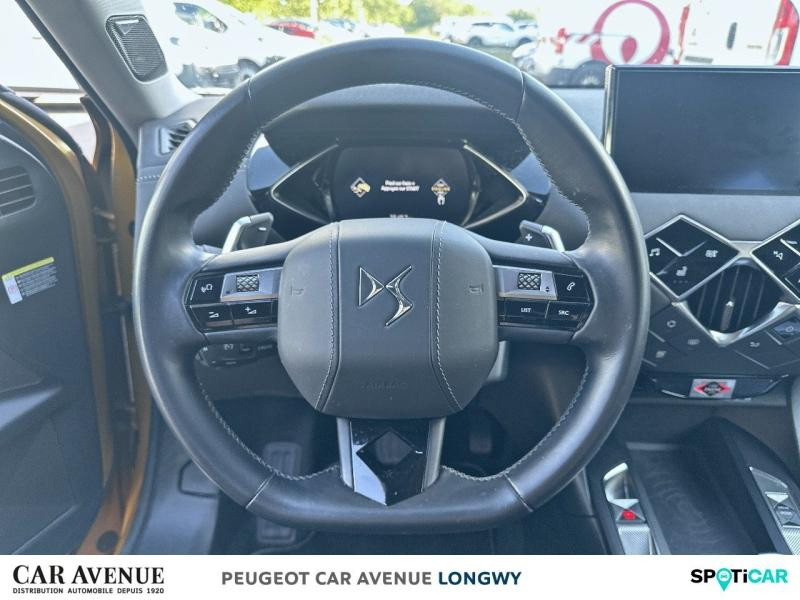 Occasion DS DS 3 Crossback PureTech 155ch Grand Chic Automatique 114g 2020 Or Impérial (M) - Toit Noir Perla Nera 18990 € à Longwy