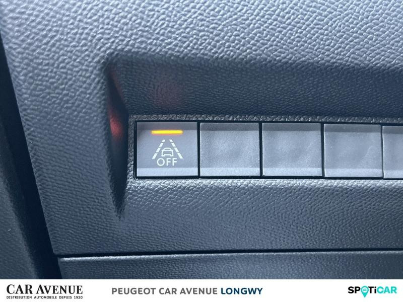 Occasion PEUGEOT 208 e-208 136ch GT (2023) 2023 Bleu Vertigo (V) 17490 € à Longwy