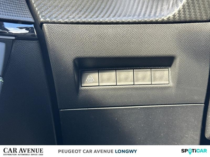 Occasion PEUGEOT 208 1.2 PureTech 100ch S&S GT EAT8 2021 Gris Platinium (M) 15890 € à Longwy