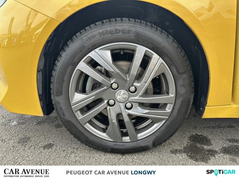 Occasion PEUGEOT 208 1.2 PureTech 100ch S&S Style 2022 Jaune 13390 € à Longwy