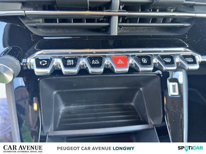 Occasion PEUGEOT 208 1.2 PureTech 100ch S&S Style 118g 2021 Blanc Banquise (O) 12990 € à Longwy