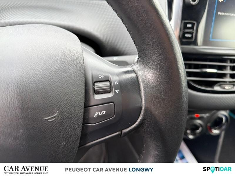 Occasion PEUGEOT 208 1.5 BlueHDi 100ch E6.c Signature BVM5 86g 5p 2019 Rouge Elixir 10990 € à Longwy