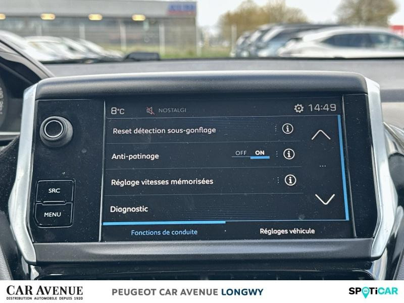 Used PEUGEOT 208 1.2 PureTech 82ch E6.c Signature 5p 2018 Gris Platinium € 8990 in Longwy