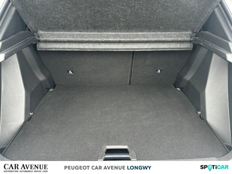 Used PEUGEOT 2008 e-2008 136ch Roadtrip 2022 Blanc Nacré (N) € 18690 in Longwy