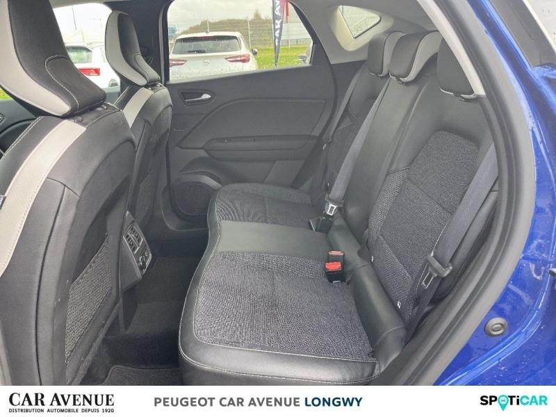 Occasion RENAULT Captur 1.6 E-Tech hybride 145ch Techno 2023 Bleu Iron/Blanc Albatre 21390 € à Longwy