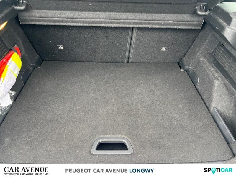 Used CITROEN C4 1.5 BlueHDi 130ch S&S PLUS Automatique 2023 Blanc Banquise (O) € 21690 in Longwy