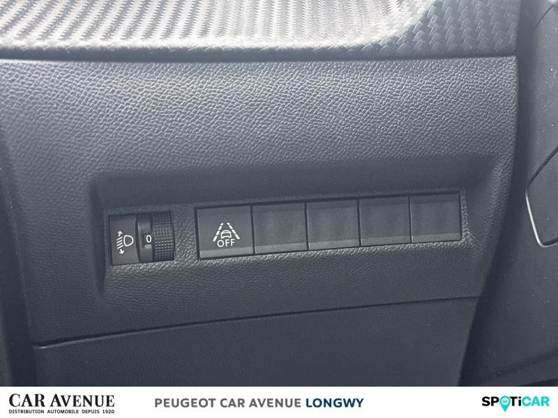 Used PEUGEOT 2008 e-2008 136ch Roadtrip 2022 Blanc Nacré (N) € 18690 in Longwy