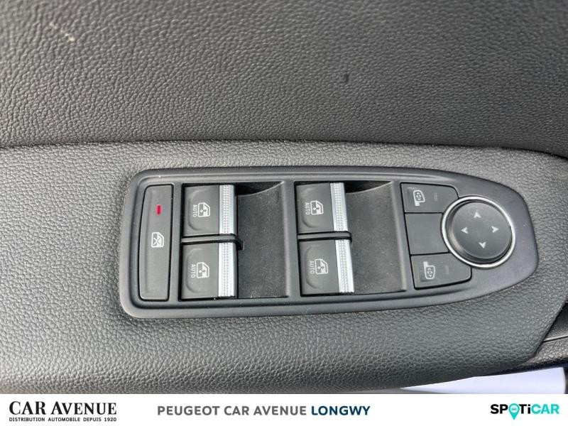 Occasion RENAULT Captur 1.6 E-Tech hybride 145ch Techno 2023 Bleu Iron/Blanc Albatre 21390 € à Longwy