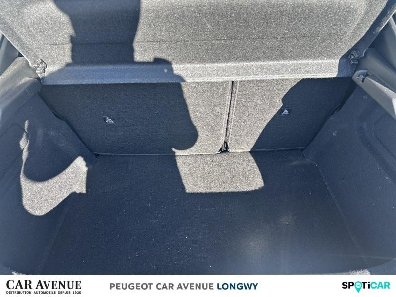 Used PEUGEOT 208 1.2 Hybrid 145ch GT e-DCS6 2025 Noir Perla Nera (M) € 23790 in Longwy