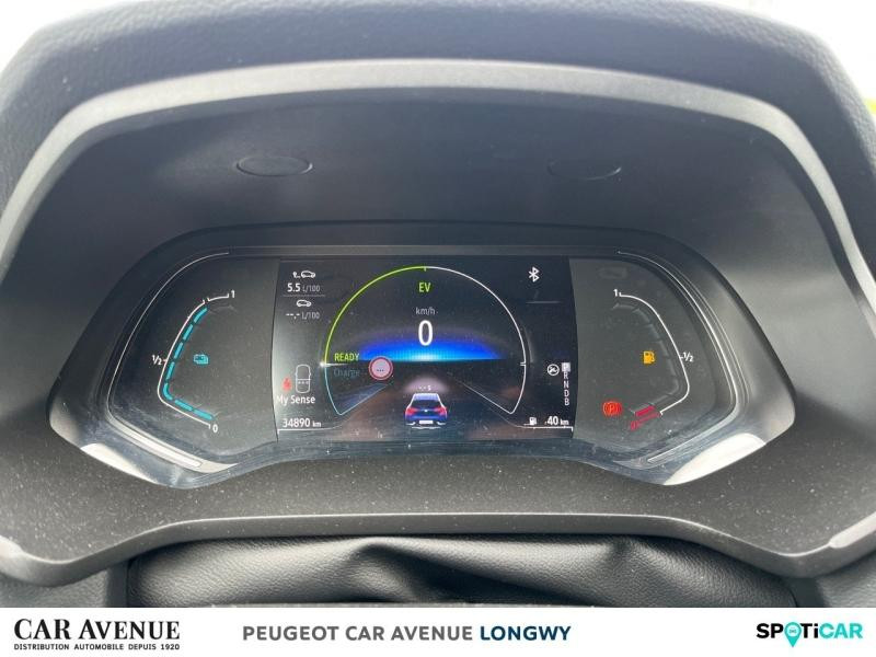 Occasion RENAULT Captur 1.6 E-Tech hybride 145ch Techno 2023 Bleu Iron/Blanc Albatre 21390 € à Longwy