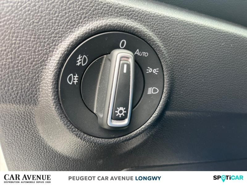 Used VOLKSWAGEN T-Roc 1.5 TSI EVO 150ch Lounge DSG7 Euro6d-T 117g 2019 Blanc Pur/Noir € 20990 in Longwy