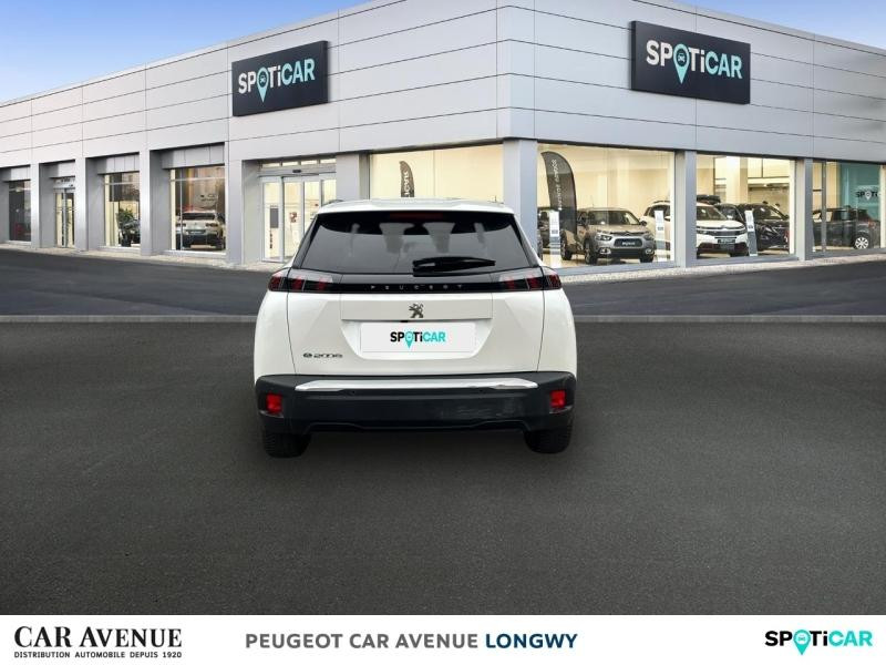 Used PEUGEOT 2008 e-2008 136ch Roadtrip 2022 Blanc Nacré (N) € 18690 in Longwy