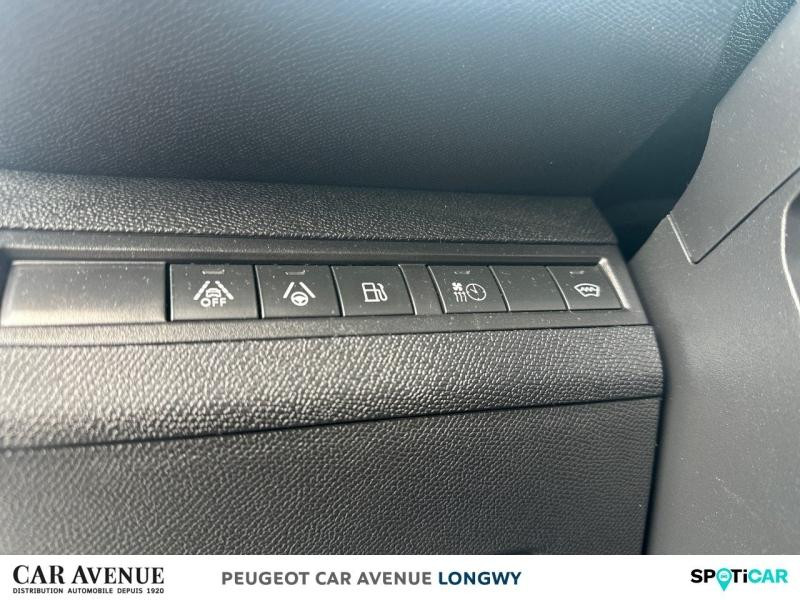 Used PEUGEOT 3008 HYBRID 225ch GT e-EAT8 2021 Blanc Nacré (N) € 21690 in Longwy