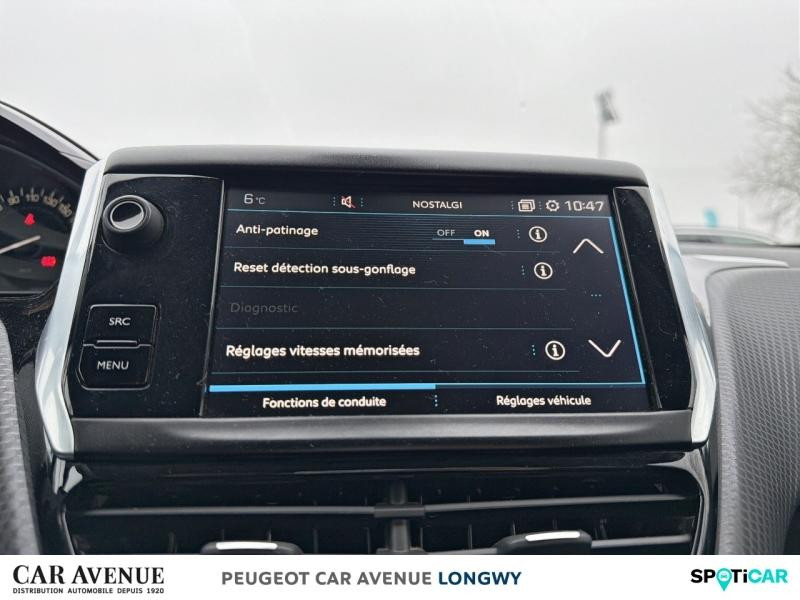 Used PEUGEOT 208 1.5 BlueHDi 100ch E6.c Signature BVM5 86g 5p 2019 Rouge Elixir € 10790 in Longwy