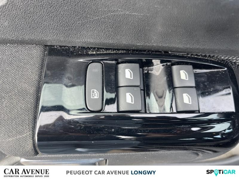 Occasion CITROEN C3 1.2 PureTech 110ch S&S Shine 120-123g 2022 Noir Perla Nera (N) 12890 € à Longwy