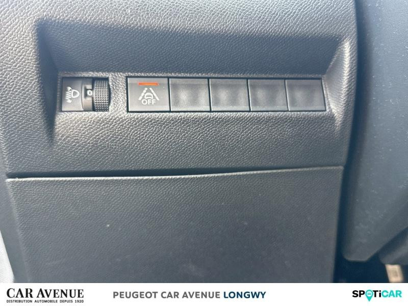 Used PEUGEOT 2008 1.5 BlueHDi 110ch S&S Style 2021 Gris Artense (M) € 17190 in Longwy