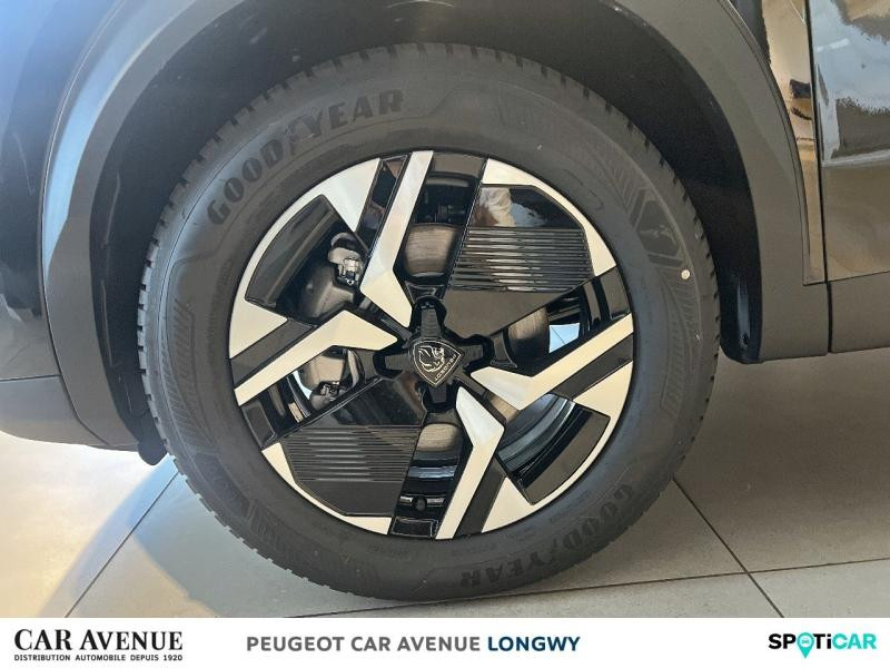 Used PEUGEOT 2008 1.2 Hybrid 145ch Allure e-DCS6 2025 Noir Perla Nera (M) € 33900 in Longwy