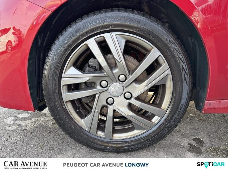 Used PEUGEOT 208 1.2 PureTech 100ch S&S Style 118g 2021 Rouge Elixir (V) € 12990 in Longwy
