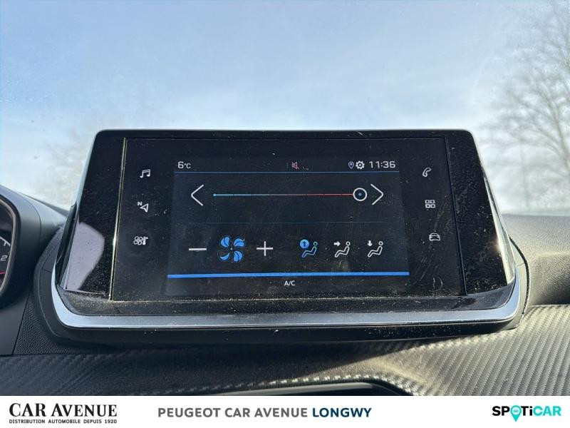 Used PEUGEOT 208 1.2 PureTech 100ch S&S Style 118g 2021 Rouge Elixir (V) € 12990 in Longwy