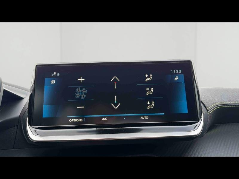 Occasion PEUGEOT 208 1.2 PureTech 100ch S&S GT EAT8 2023 Bleu Vertigo (V) 16990 € à Longwy