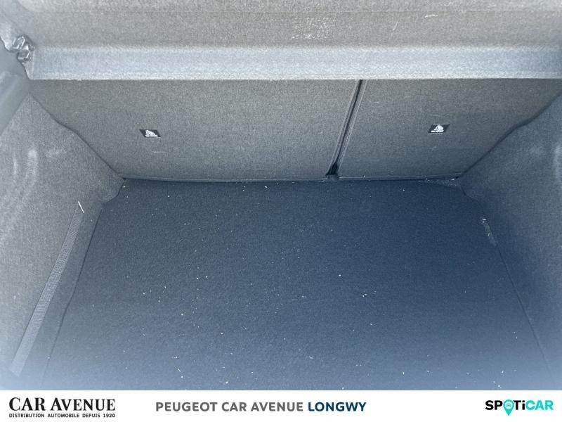 Occasion PEUGEOT 208 1.2 PureTech 100ch S&S Style 118g 2021 Blanc Banquise (O) 12890 € à Longwy