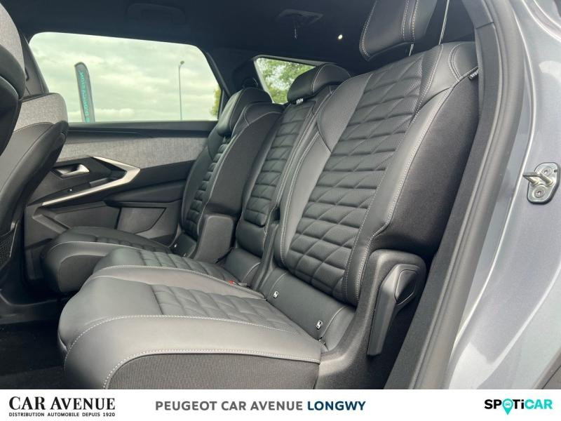 Used PEUGEOT 5008 Hybrid 136ch Allure e-DCS6 2024 Gris Artense (M) € 32990 in Longwy