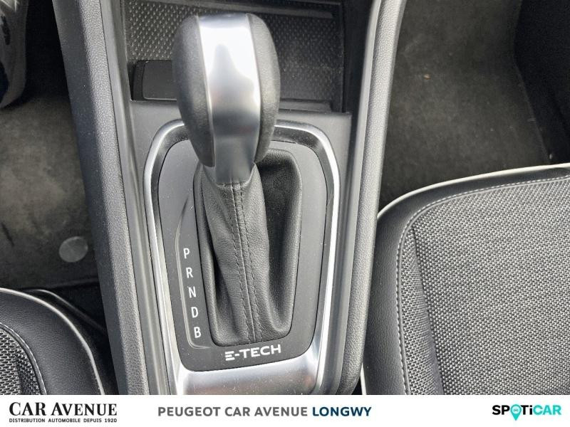 Occasion RENAULT Captur 1.6 E-Tech hybride 145ch Techno 2023 Bleu Iron/Blanc Albatre 19290 € à Longwy