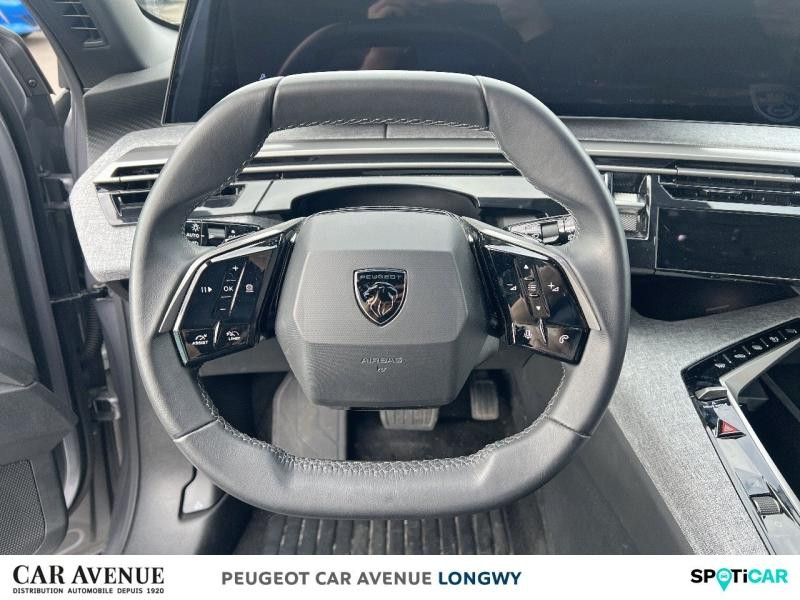 Used PEUGEOT 5008 Hybrid 136ch Allure e-DCS6 2024 Gris Artense (M) € 32990 in Longwy