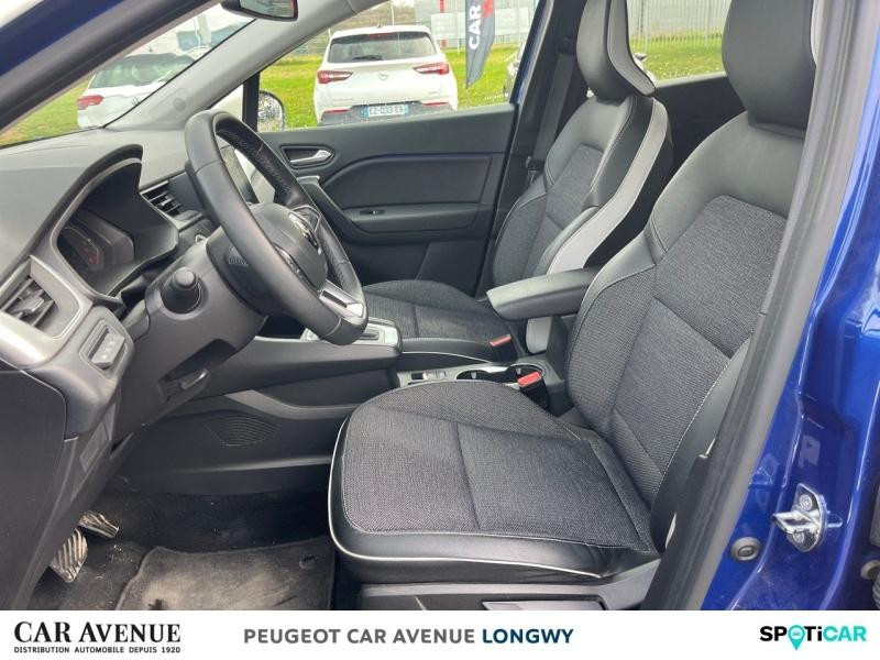 Occasion RENAULT Captur 1.6 E-Tech hybride 145ch Techno 2023 Bleu Iron/Blanc Albatre 19290 € à Longwy