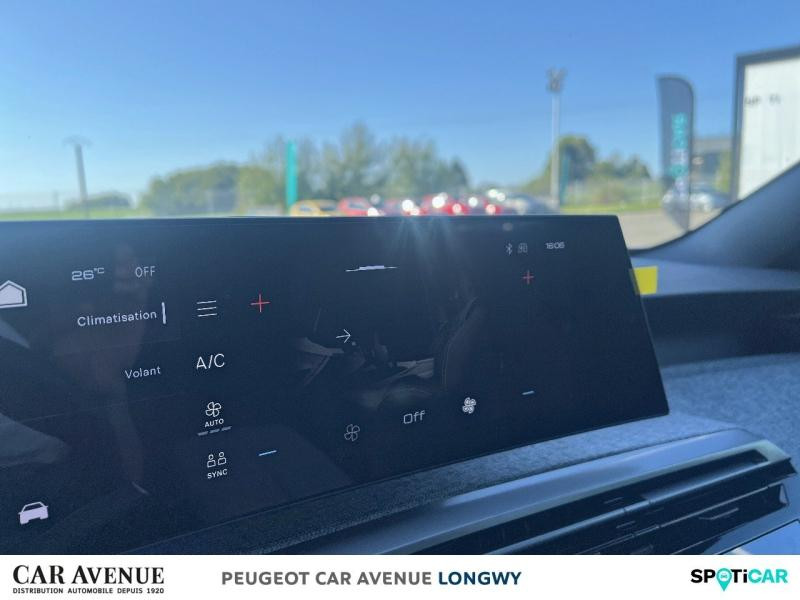 Used PEUGEOT 3008 1.2 Hybrid 145ch Allure e-DCS6 2025 Blanc Okénite (M) € 39300 in Longwy