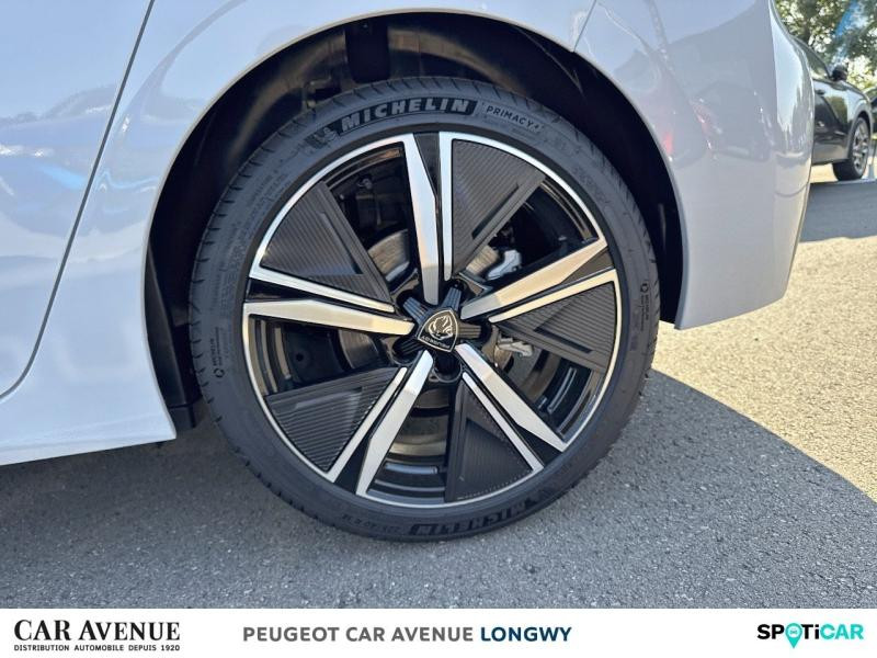 Used PEUGEOT 308 1.2 Hybrid 145ch GT e-DCS6 2025 Blanc Okénite (M) € 34900 in Longwy