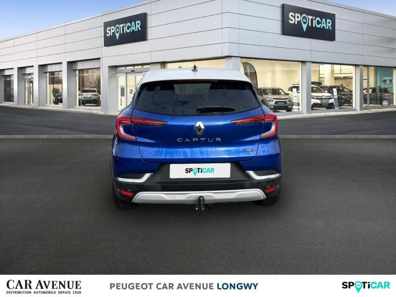 Occasion RENAULT Captur 1.6 E-Tech hybride 145ch Techno 2023 Bleu Iron/Blanc Albatre 19290 € à Longwy