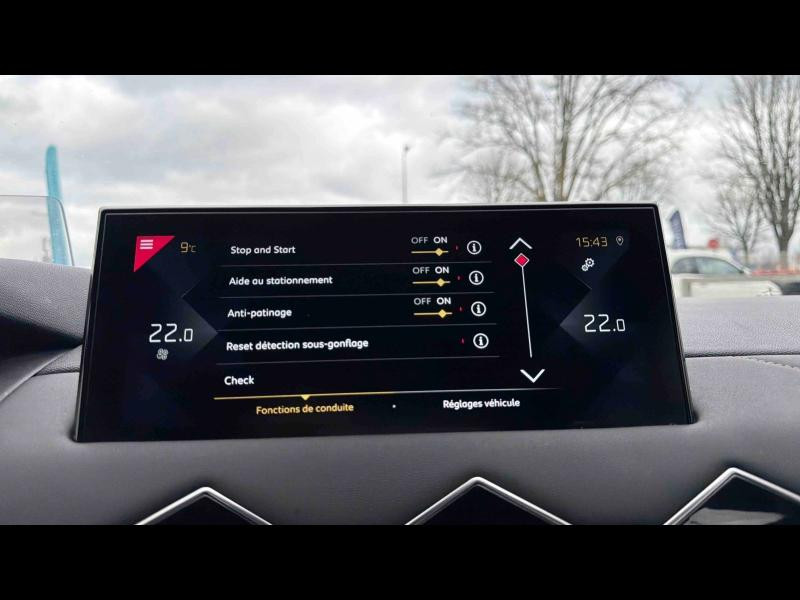 Occasion DS DS 3 Crossback PureTech 130ch Connected Chic Automatique 2021 Blanc Perle Nacré - Toit Noir Perla N. 16990 € à Longwy