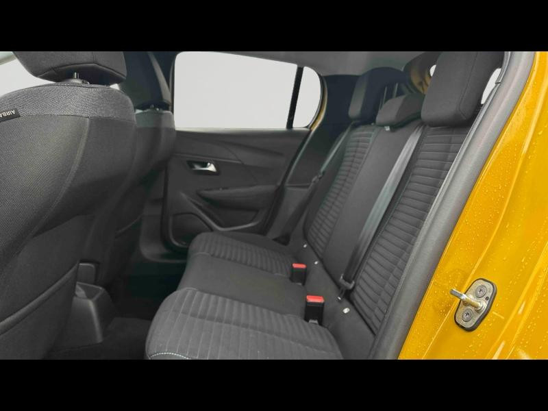 Used PEUGEOT 208 1.2 PureTech 75ch S&S Style 2023 Jaune € 12990 in Longwy
