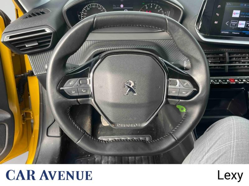 Used PEUGEOT 208 1.2 PureTech 75ch S&S Style 2023 Jaune € 12990 in Longwy