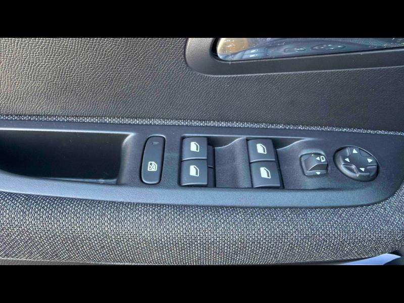 Occasion PEUGEOT 208 1.2 PureTech 100ch S&S Style EAT8 2022 Noir Perla Nera (M) 13490 € à Longwy