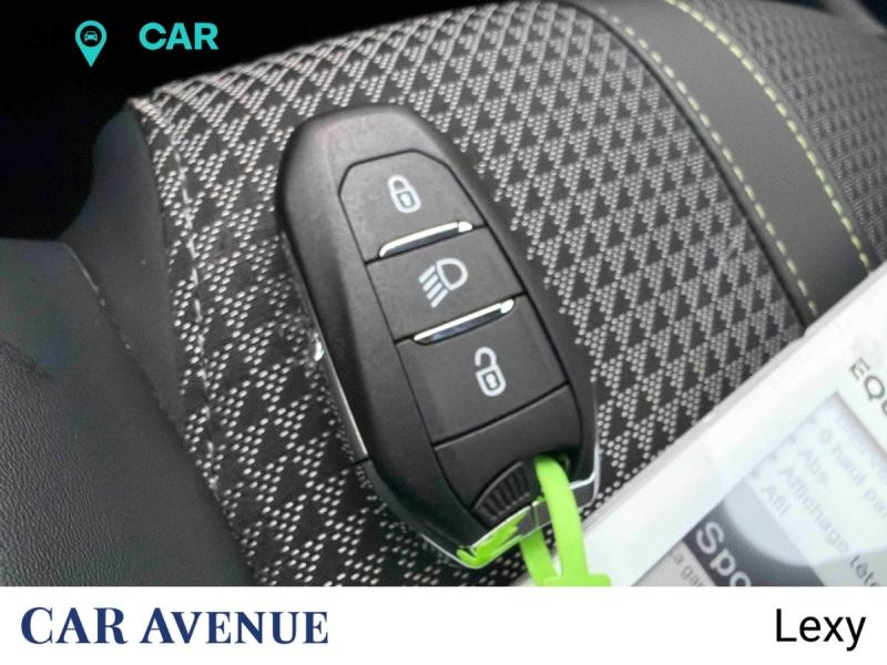 Occasion PEUGEOT 208 1.2 PureTech 100ch S&S GT EAT8 2023 Bleu Vertigo (V) 16790 € à Longwy