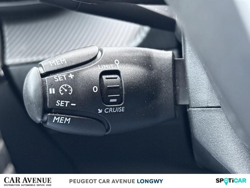 Occasion PEUGEOT 208 1.2 PureTech 75ch S&S Style 2023 Gris Artense (M) 12890 € à Longwy