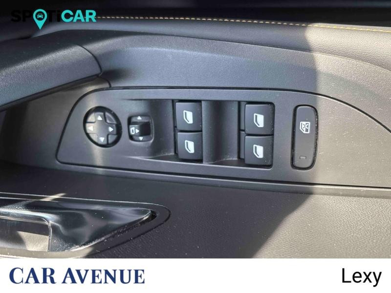 Used PEUGEOT 2008 e-2008 136ch Roadtrip 2022 Gris Artense (M) € 16290 in Longwy